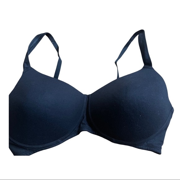 NWOT Fruit of the Loom Black Anti-Gravity Wire-free Smoothing Shaping Br… - Picture 1 of 5